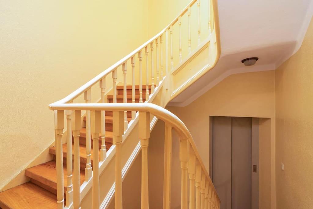 Spacious Apartment Near Saldanha Lisboa Dış mekan fotoğraf