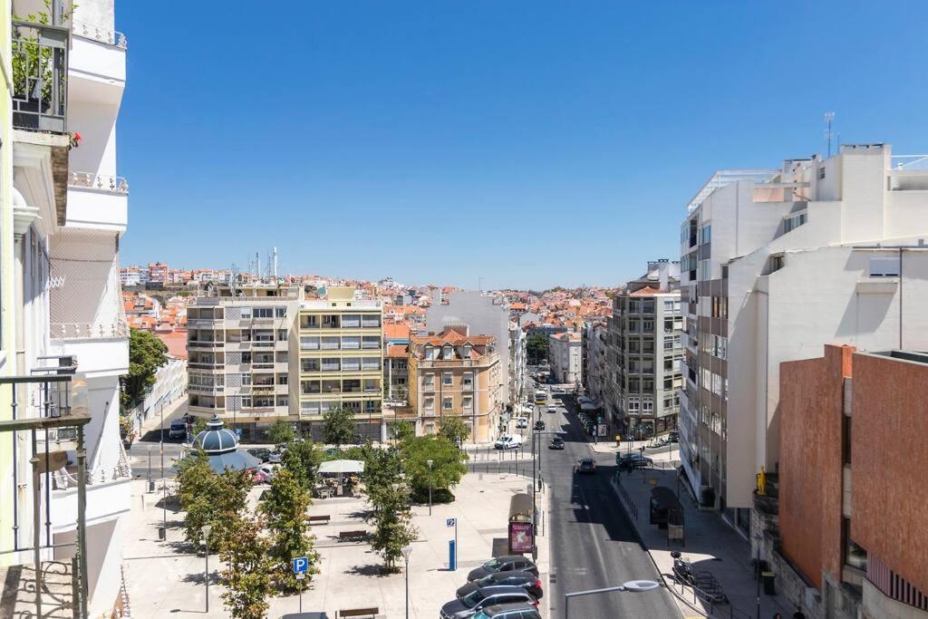 Spacious Apartment Near Saldanha Lisboa Dış mekan fotoğraf